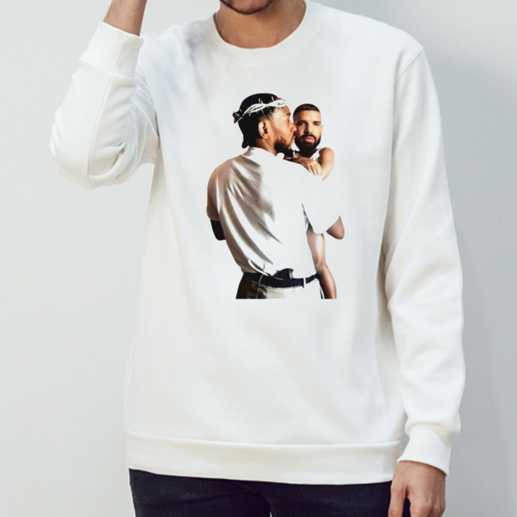 Kendrick Lamar carried baby Drake shirt