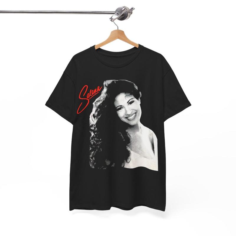 Selena T-shirt Selena Quintanilla Cotton Unisex Shirt Menswear Tshirt