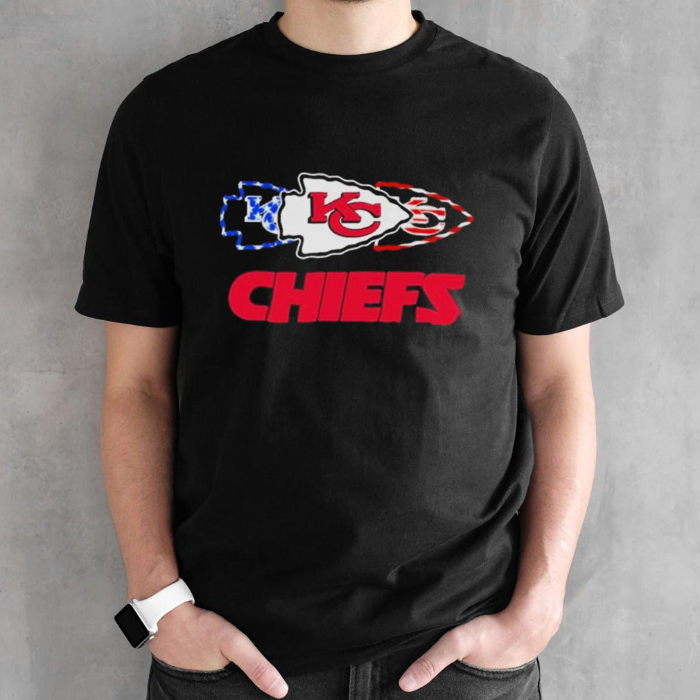 Kansas City Chiefs American Flag Celebrating 4th Of July T-Shirt