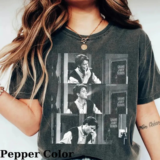 Vintage Chandler Bing Smoking Graphic Tee - Friends Sitcom - Movie Shirt - Christmas Gift for Friends - Funny Shirt for Men - Top, Menswear Tshirt Streetwear