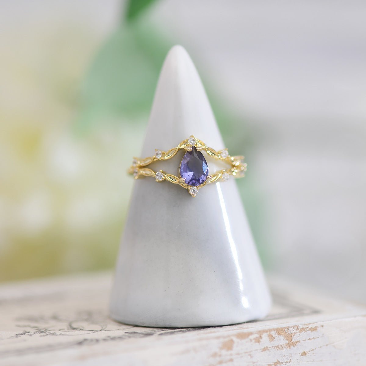 Violet Rococo Ring Set