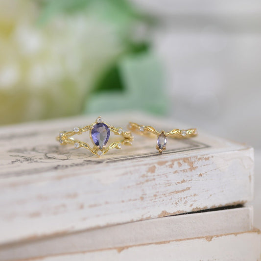 Violet Rococo Ring Set