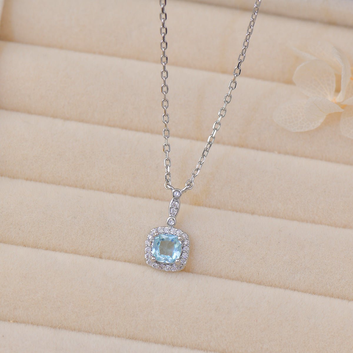 Aquamarine Baroque Necklace