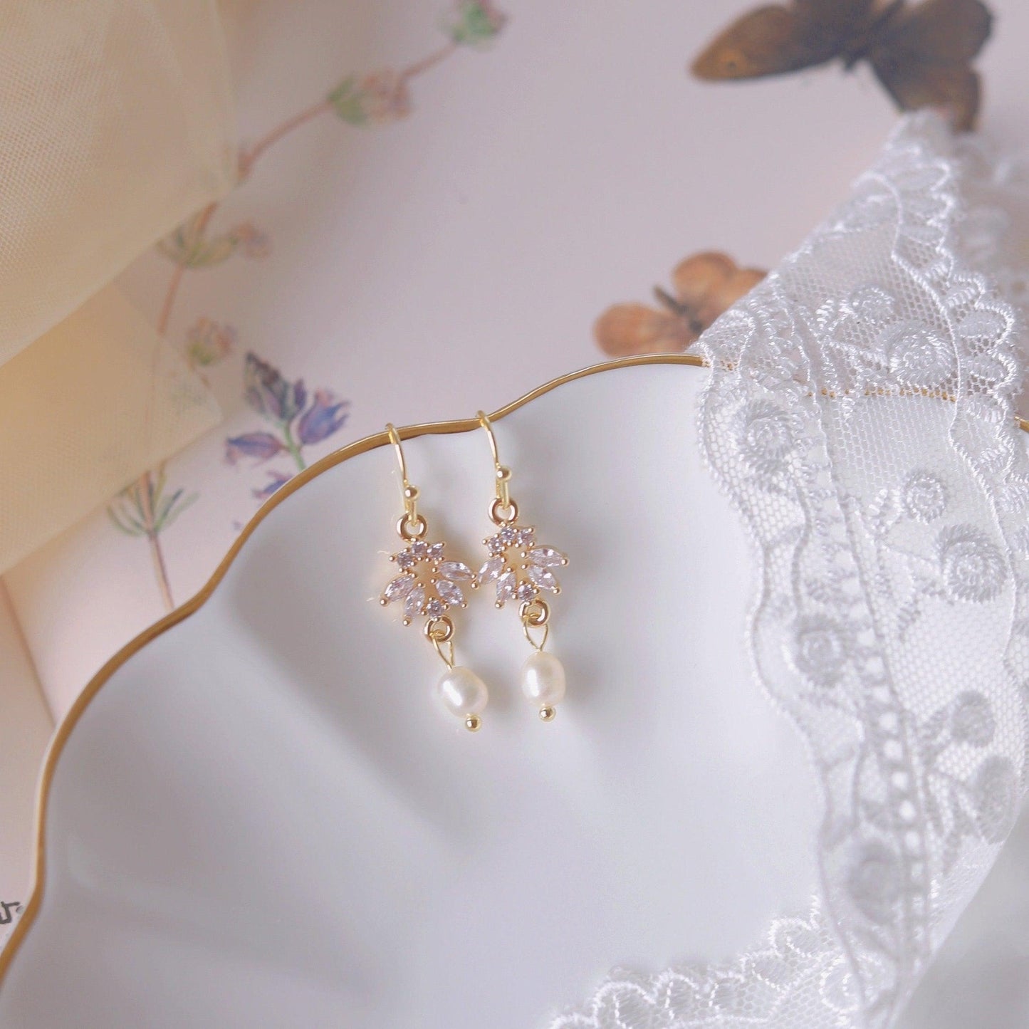 [Sample Sale] Baroque Earrings - Charlotte