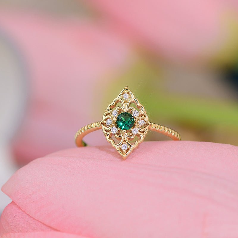 Baroque Emerald Ring - Elsie