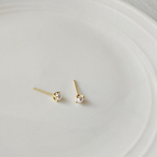 Baroque Pearl Stud Earrings