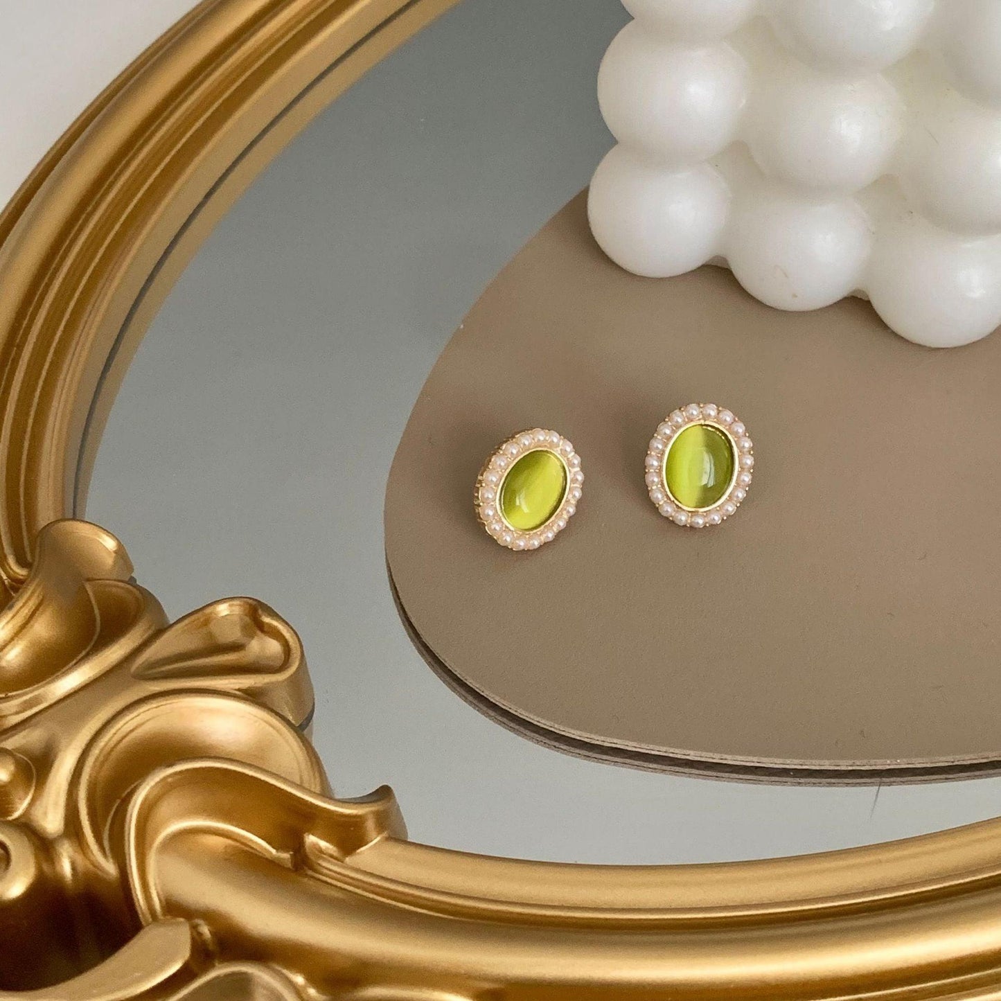 Baroque Stud Earrings - Olivia