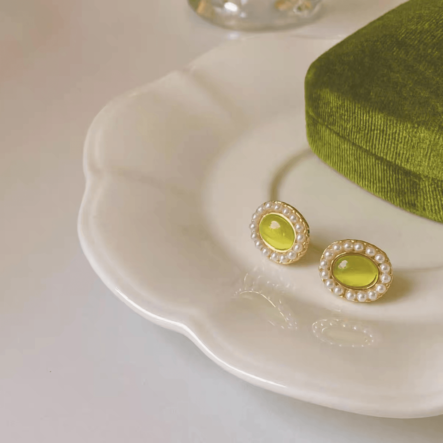 Baroque Stud Earrings - Olivia