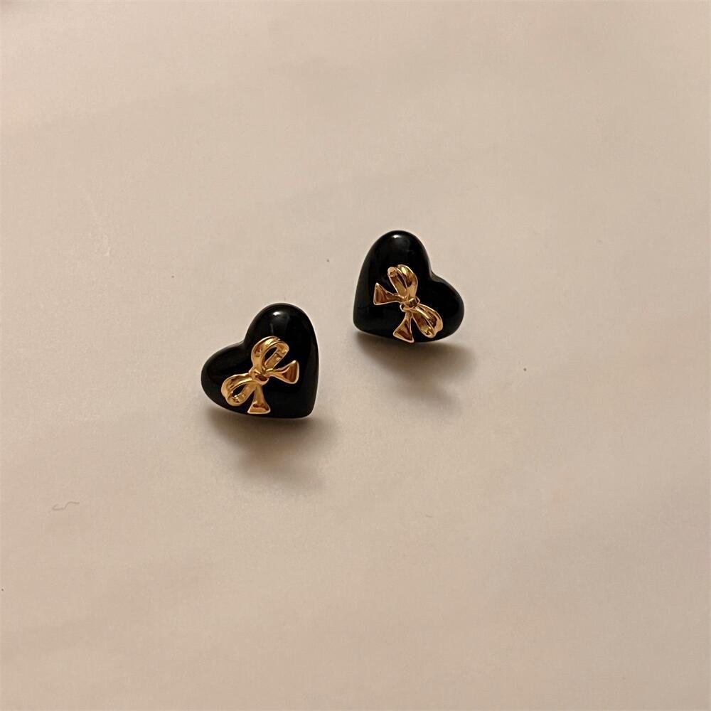 Black Heart Bow Earrings