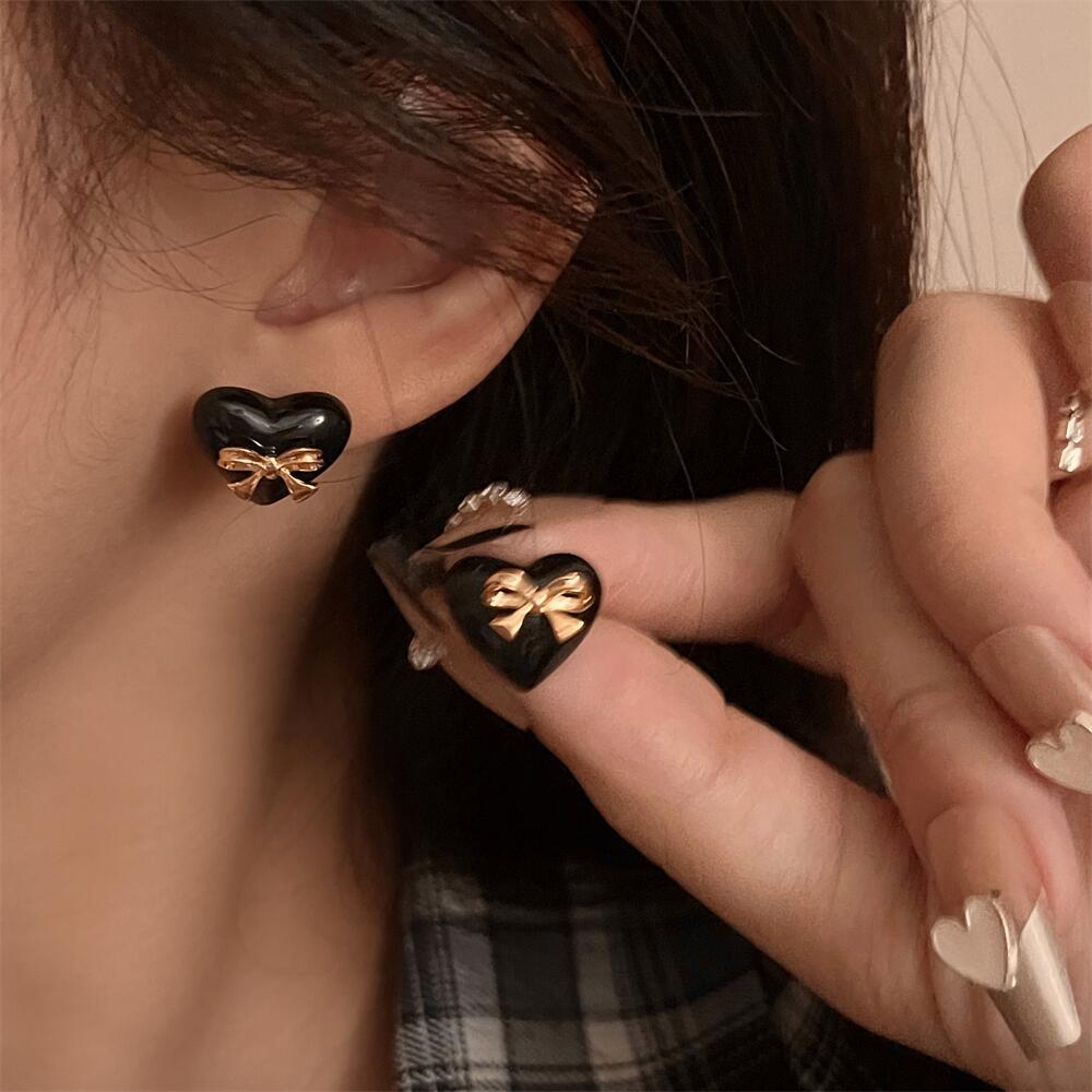 Black Heart Bow Earrings