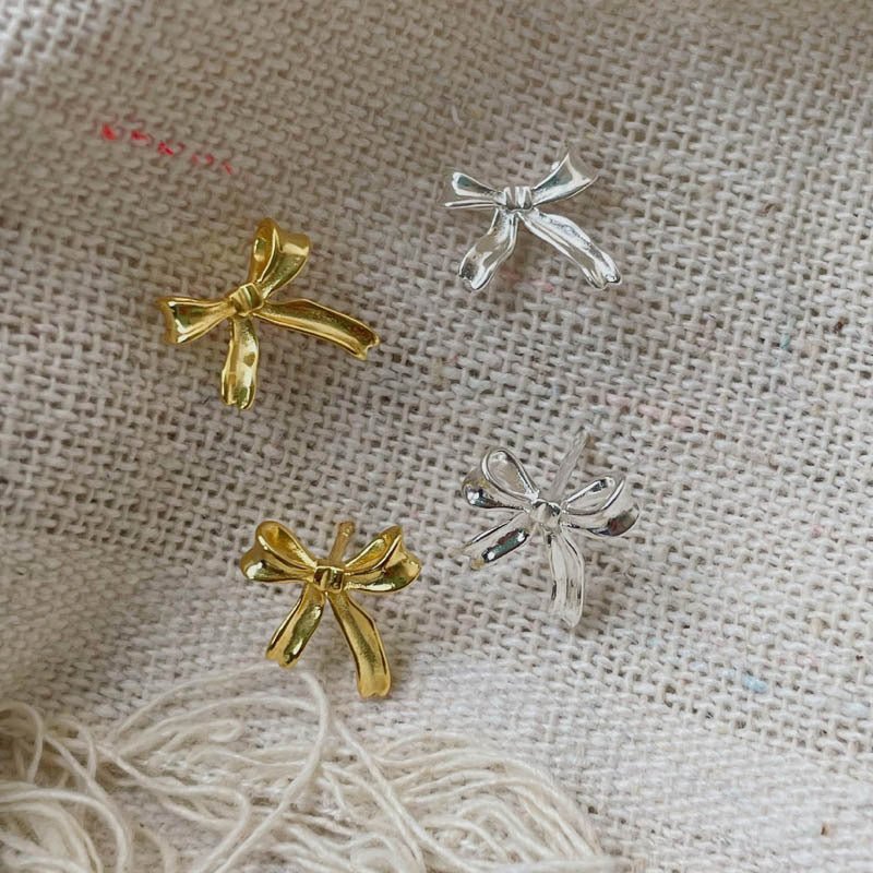 Loretta Bow Stud Earrings