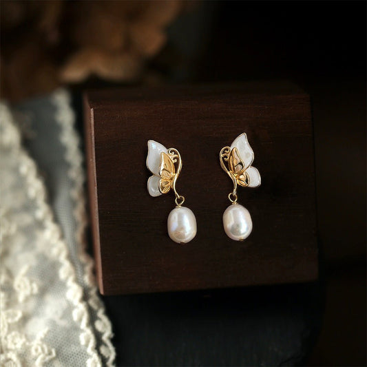 [Sample Sale] Butterfly Earrings - April