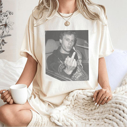 Heath Ledger Middle Finger Shirt, Heath Ledger Merch, Patrick Verona Shirt, Rip Heath Ledger SÆ°eatshirt, Unisex Clothing, Clothing