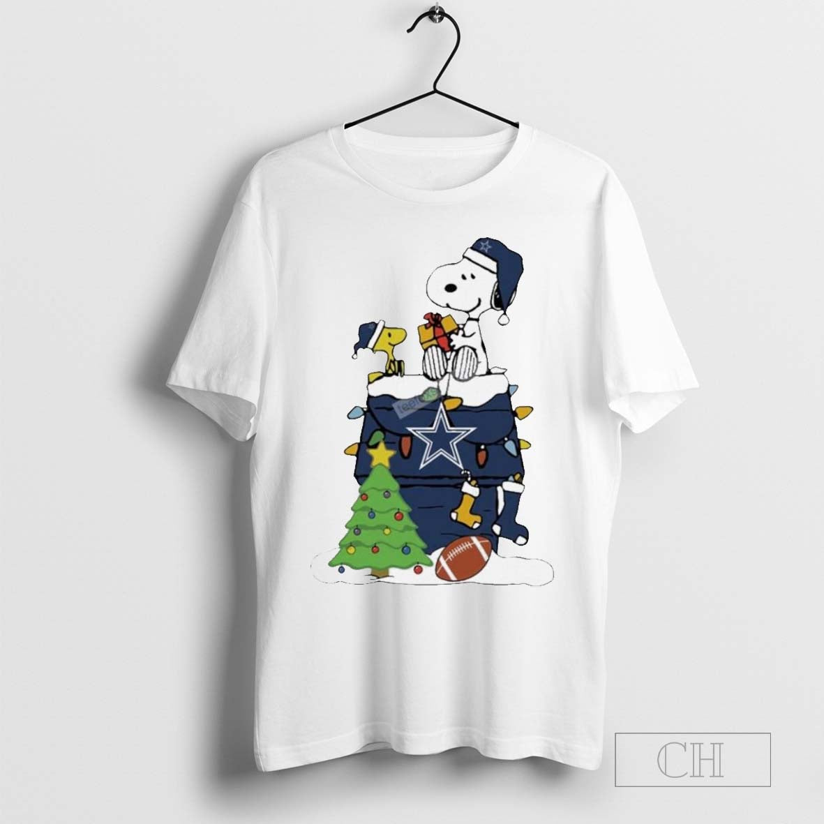 Snoopy Woodstock Dallas Cowboys Christmas T-Shirt