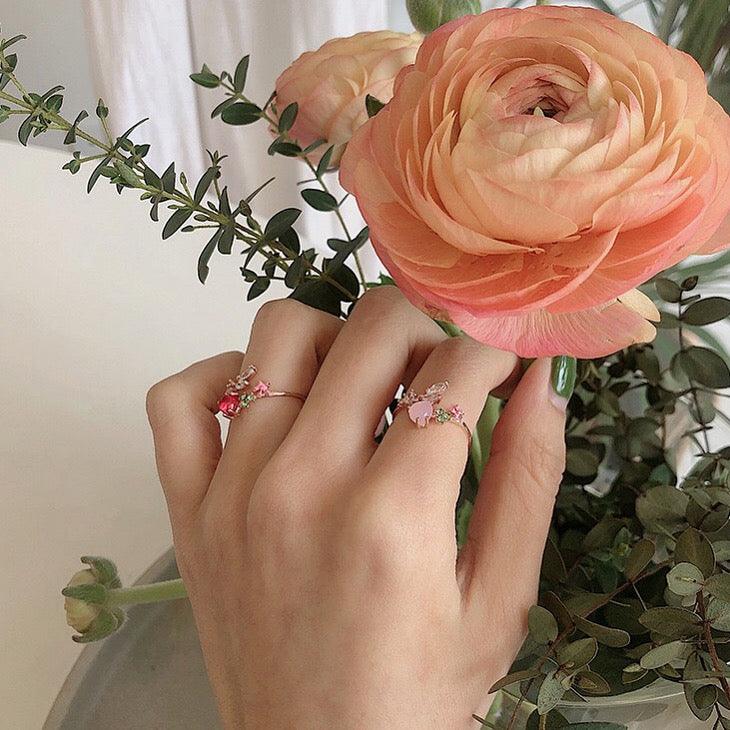 Mia Floral Heart Ring