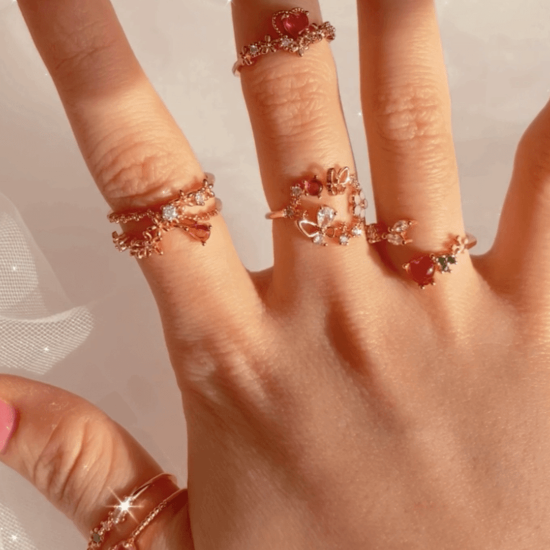 Mia Floral Heart Ring