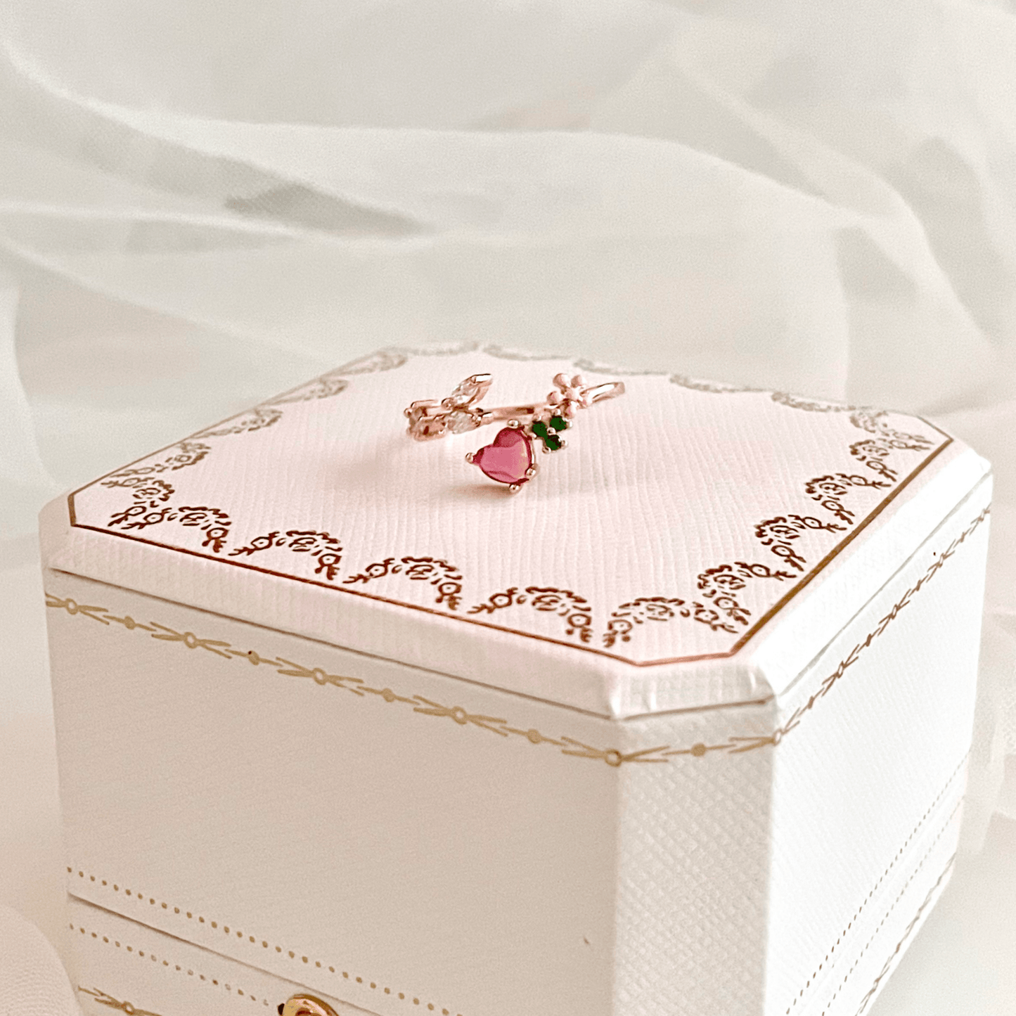 Mia Floral Heart Ring