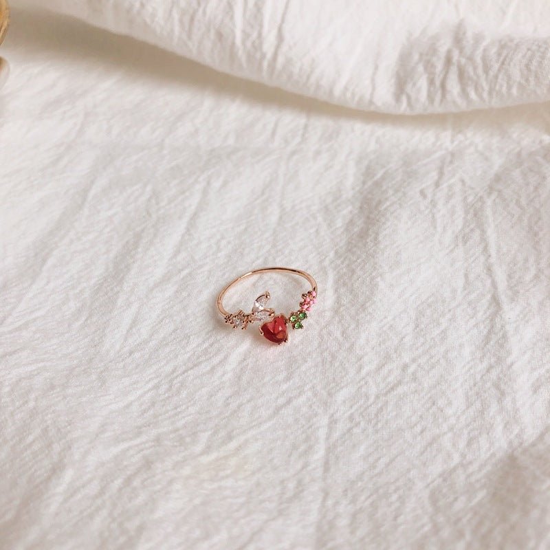 Mia Floral Heart Ring
