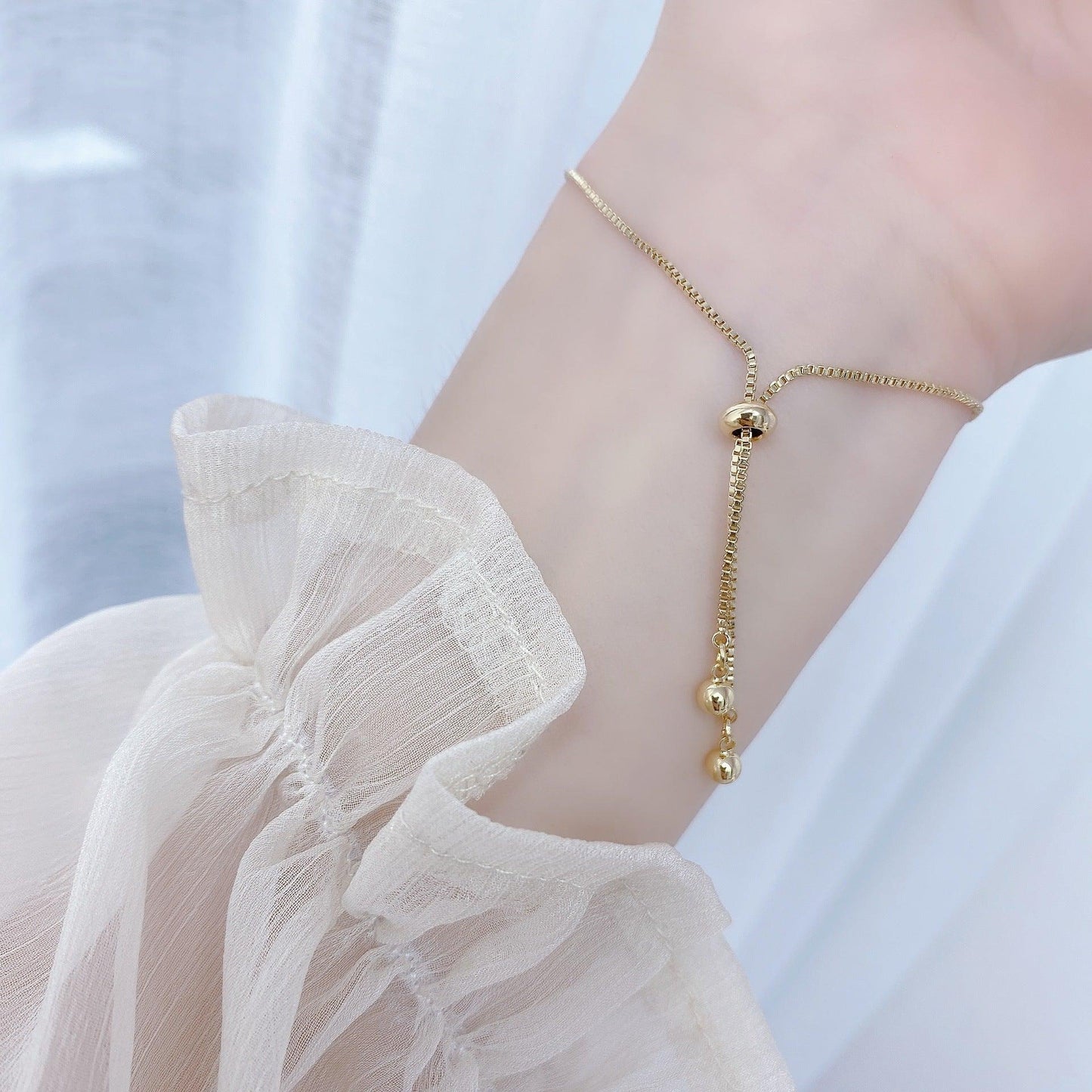 Andrea Flower Bracelet