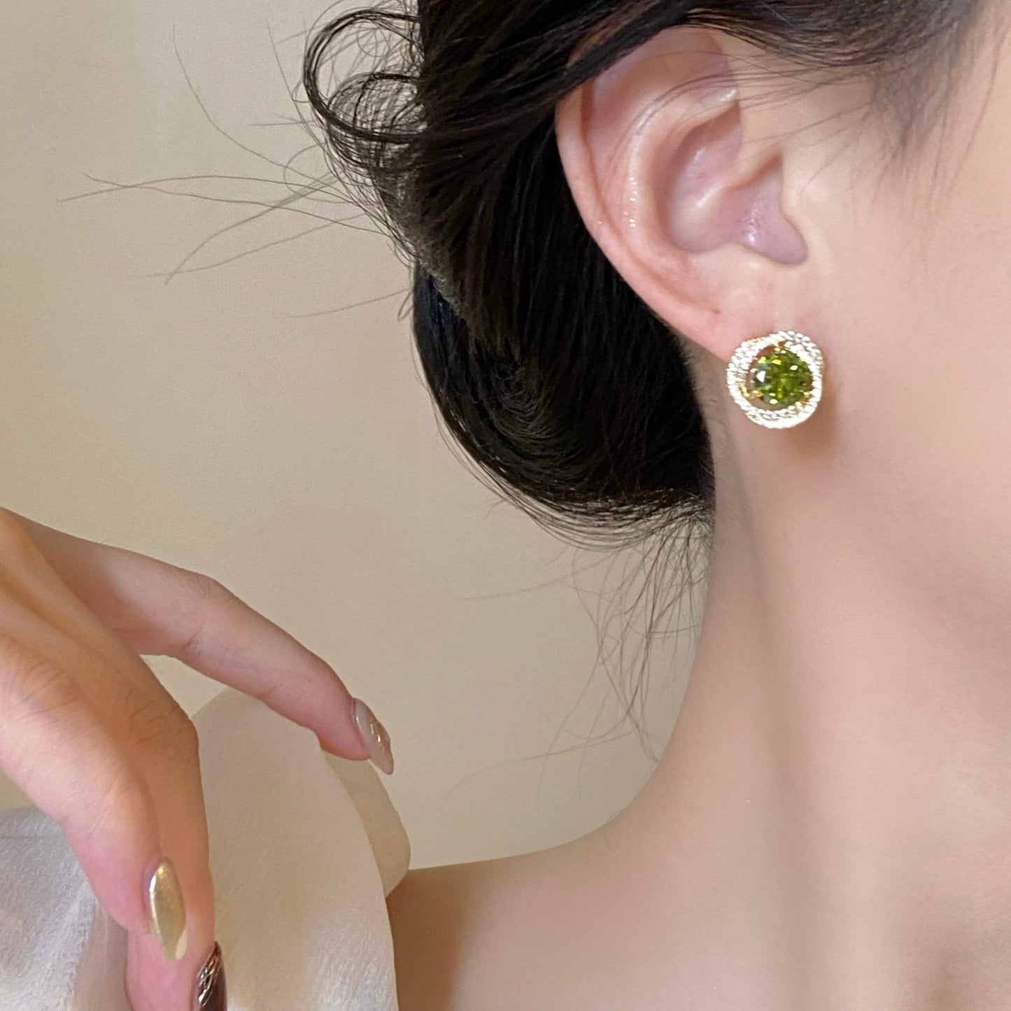 Ivana Peridot Stud Earrings