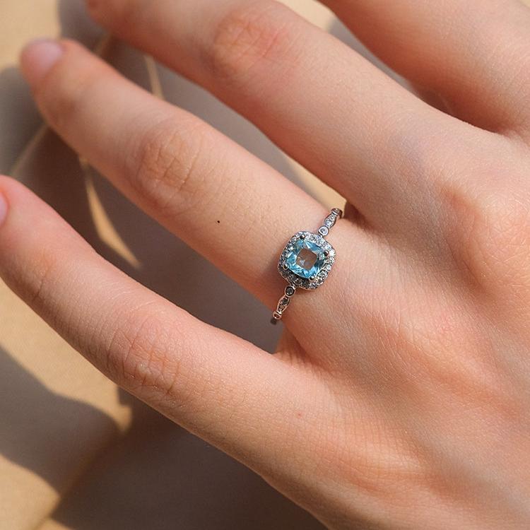 Kiana Aquamarine Ring