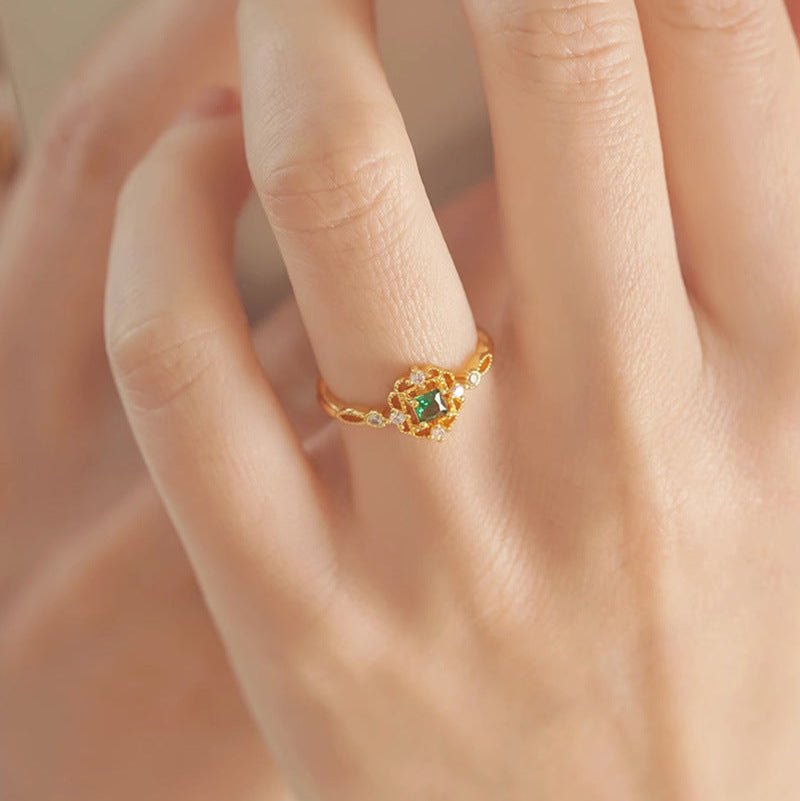 Lustre Emerald Ring