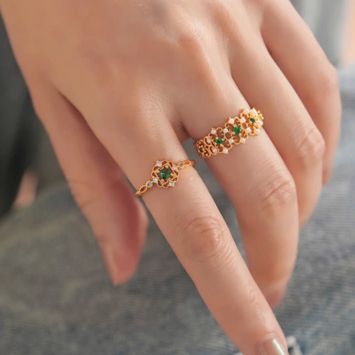 Lustre Emerald Ring