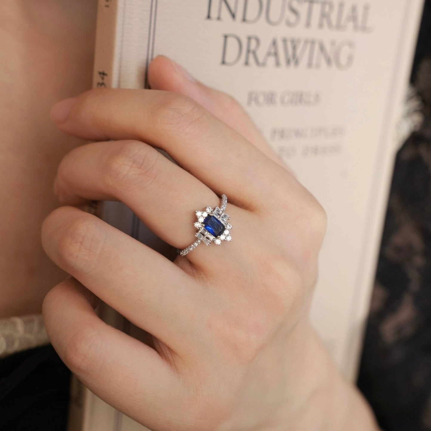 Midnight Duchess Ring