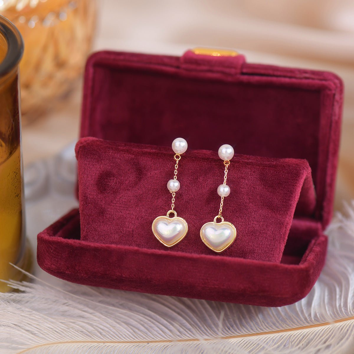 [Sample Sale] Pearl Heart Earrings