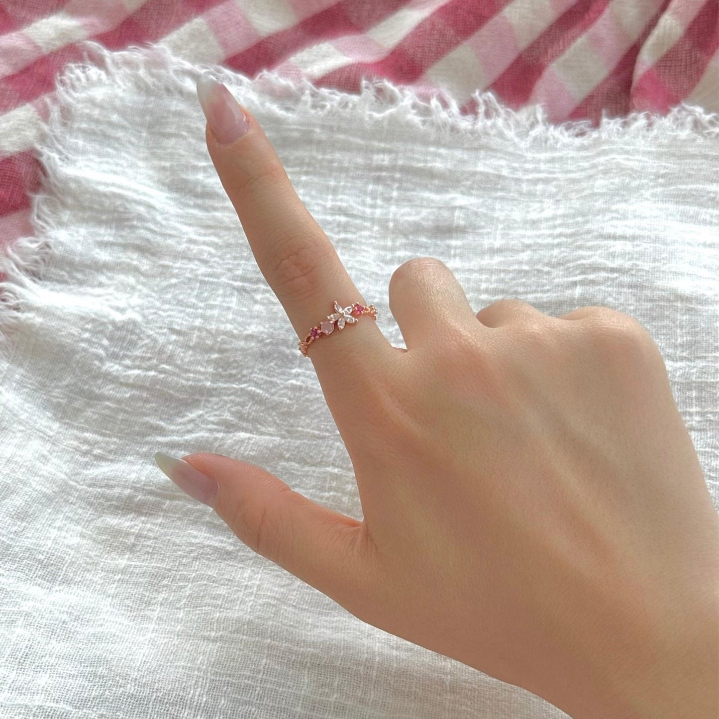 Victoria Flower Ring