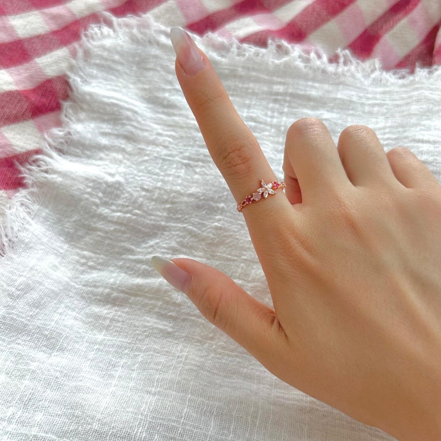 Victoria Flower Ring