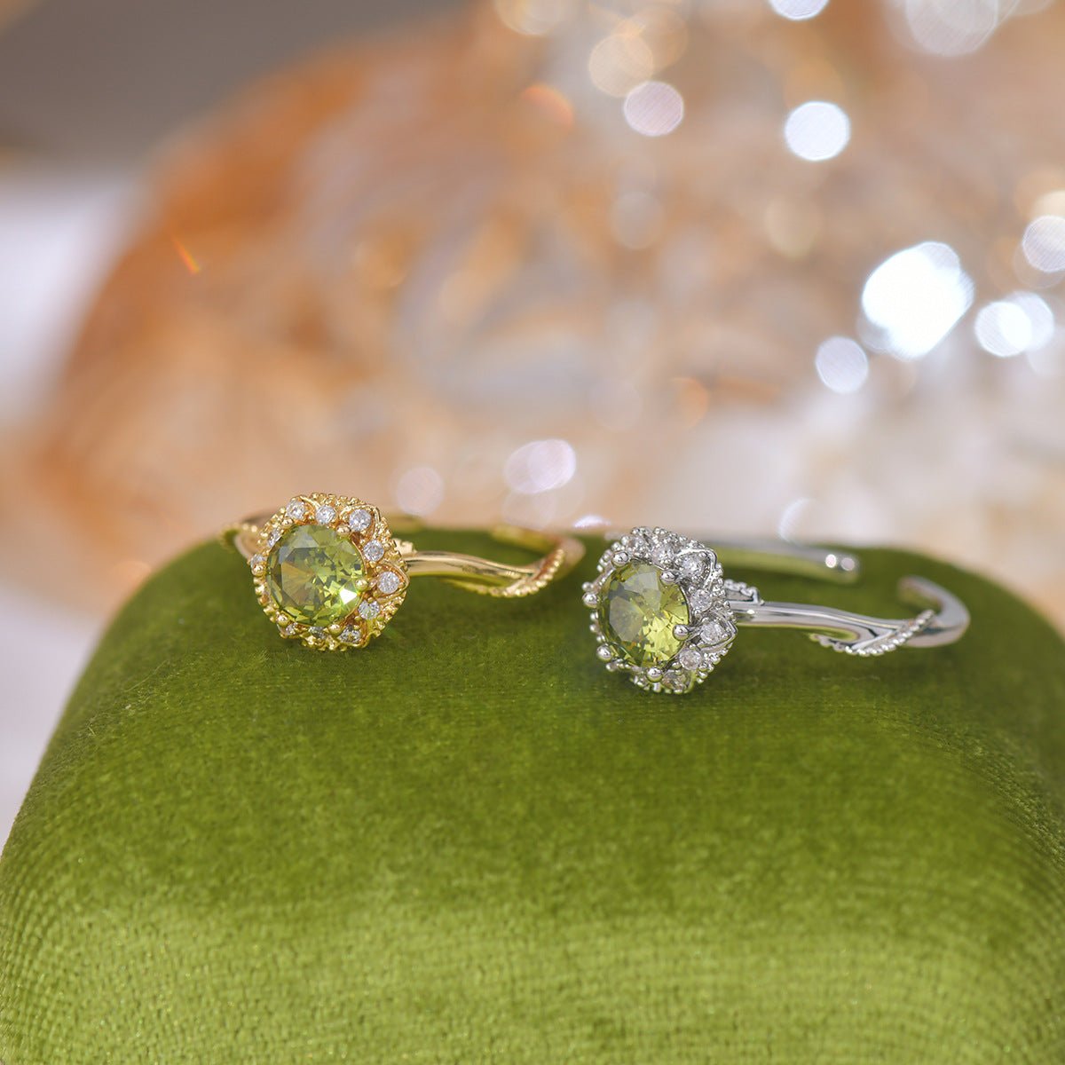 Twist Peridot Ring in Gold