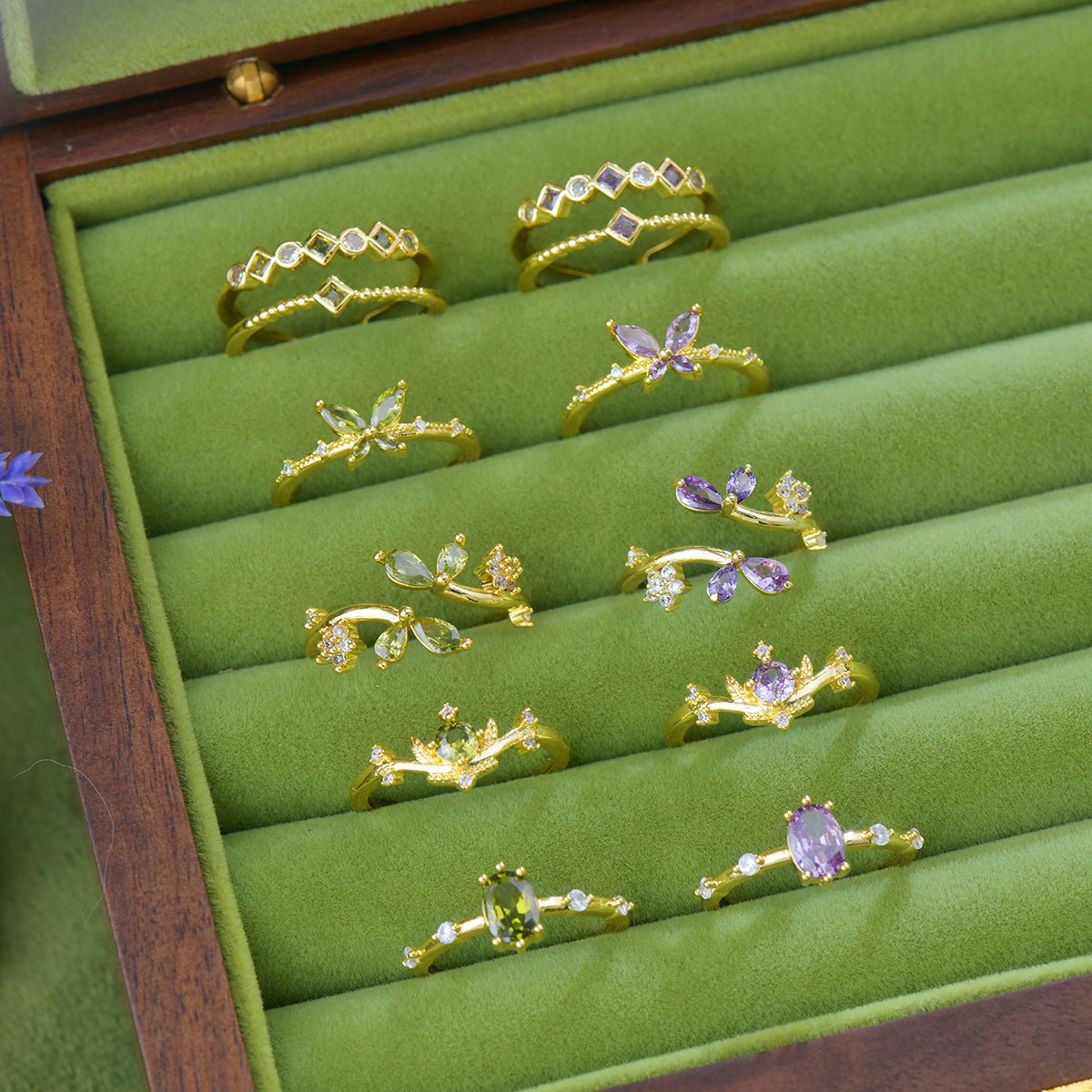 Verde Tiara Ring