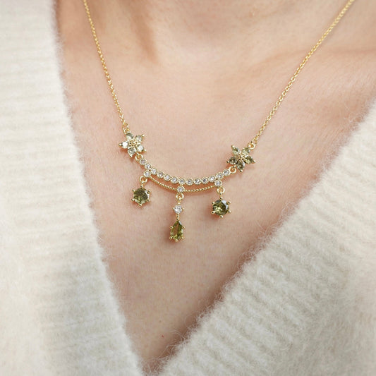 Wildflower Serenade Necklace in Green
